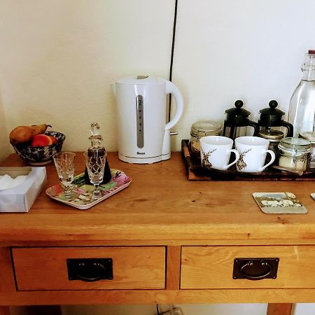 Bed and Breakfast Upper Wood End Farm Marston Moreteyne Экстерьер фото