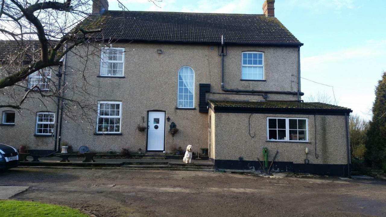 Bed and Breakfast Upper Wood End Farm Marston Moreteyne Экстерьер фото